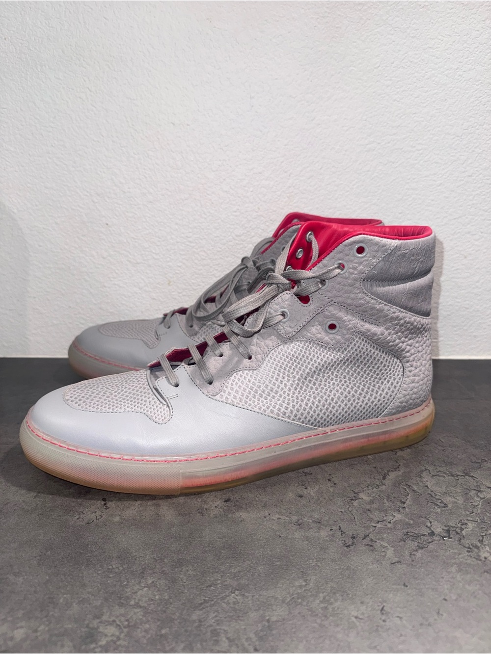 Men's Balenciaga Origami Panel High-Top Sneakers in Light Gray with Red Lining - Picture 5 of 7